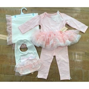 First Impressions 4 piece ruffle bow baby girl pink tulle tutu dress blanket bib